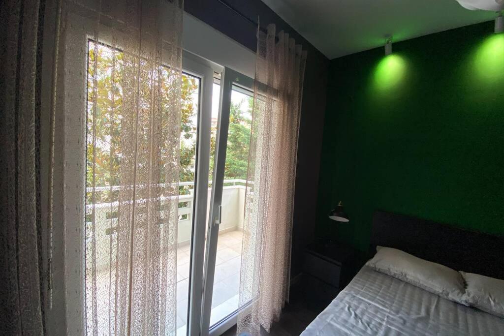 Green Apartment With View Комотини Экстерьер фото