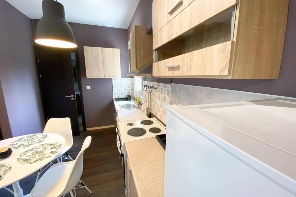 Green Apartment With View Комотини Экстерьер фото